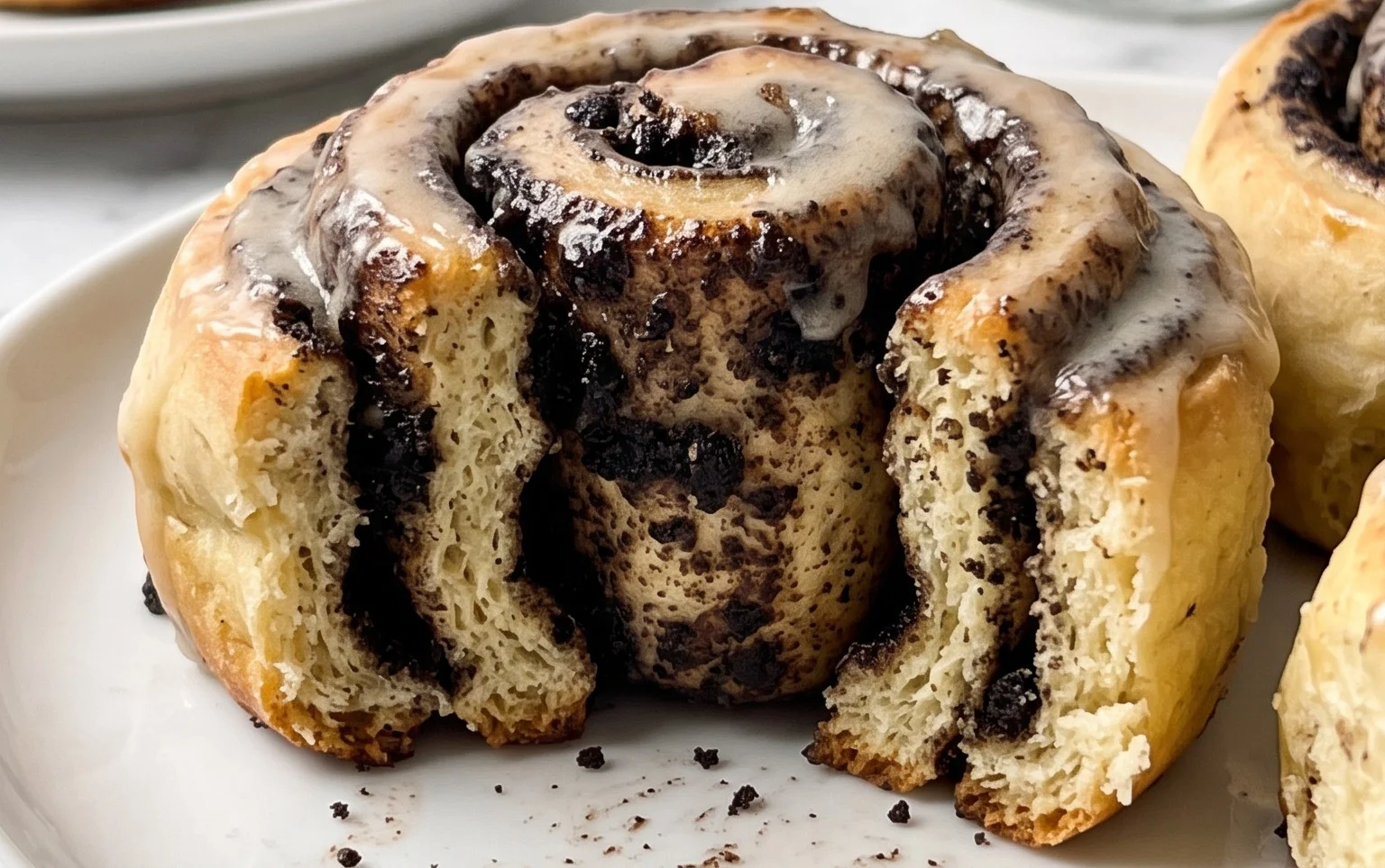 Oreo Cinnamon Rolls